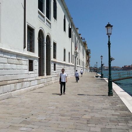 Appartamento Accademia San Vio Venedig Exterior foto