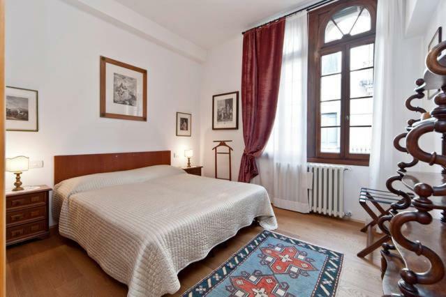 Appartamento Accademia San Vio Venedig Exterior foto