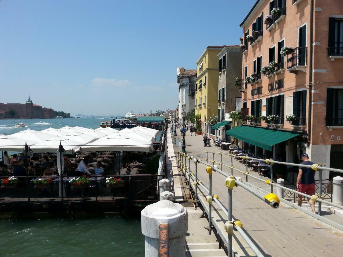 Appartamento Accademia San Vio Venedig Exterior foto