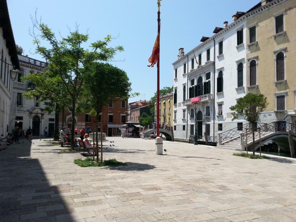 Appartamento Accademia San Vio Venedig Exterior foto
