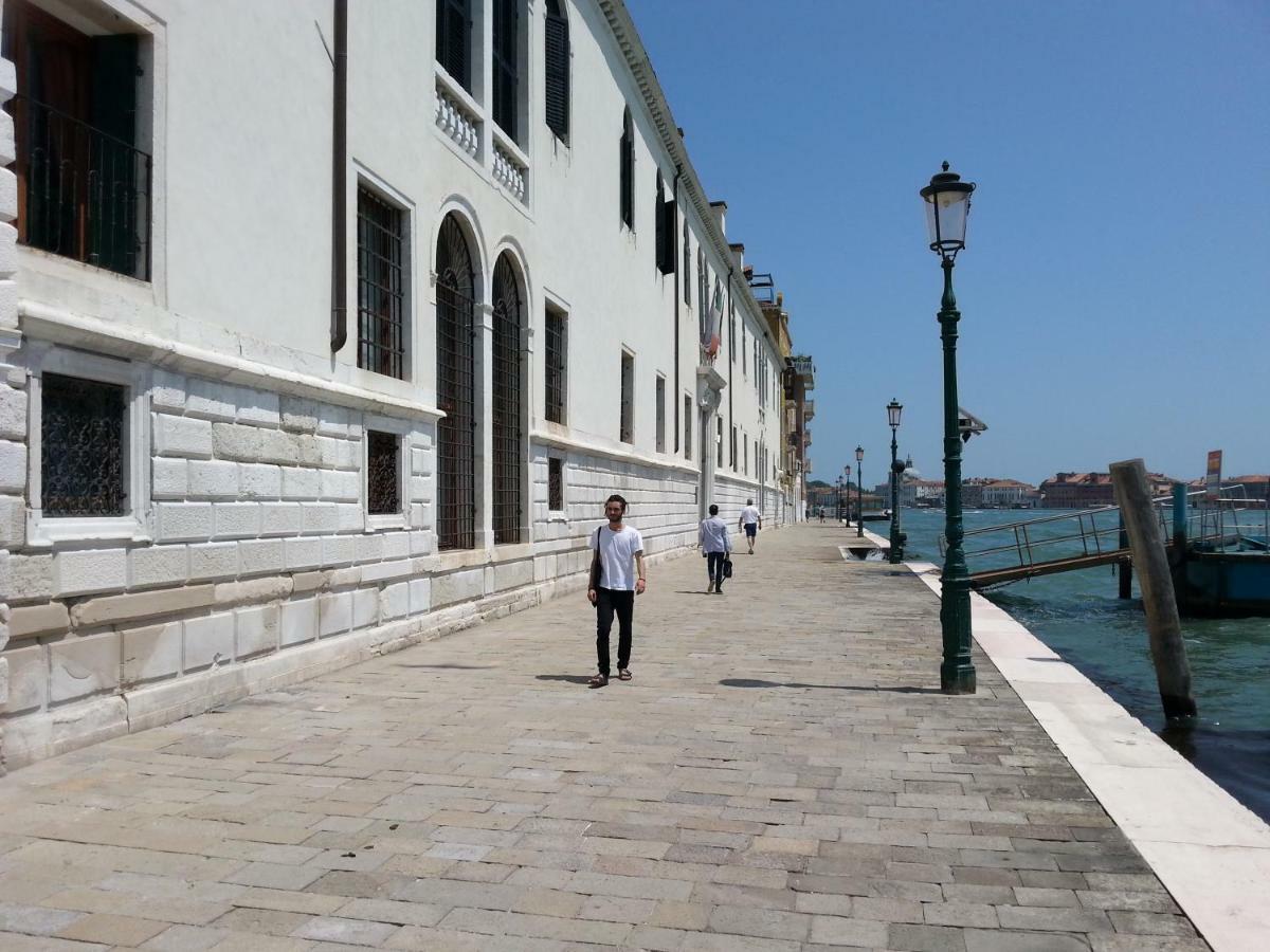 Appartamento Accademia San Vio Venedig Exterior foto